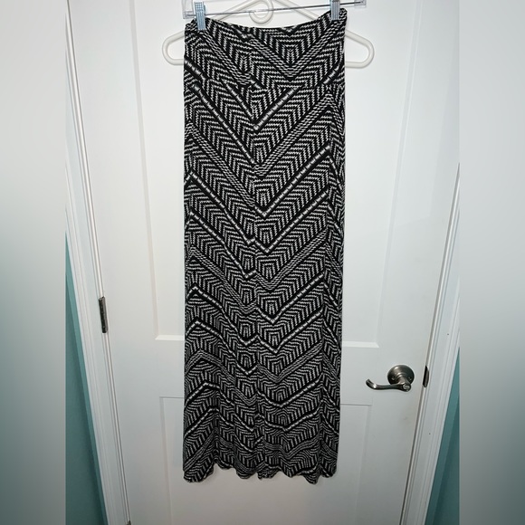 Living Doll Chevron Maxi Skirt - Picture 1 of 4